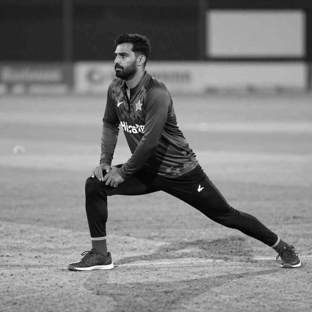 এক ওভার কম বল করায় ৫ শতাংশ জরিমানা: জিম্বাবুয়ের বিপক্ষে হারের আড়ালে বাংলাদেশের যে সংকটগুলো কেউ পড়ছে না